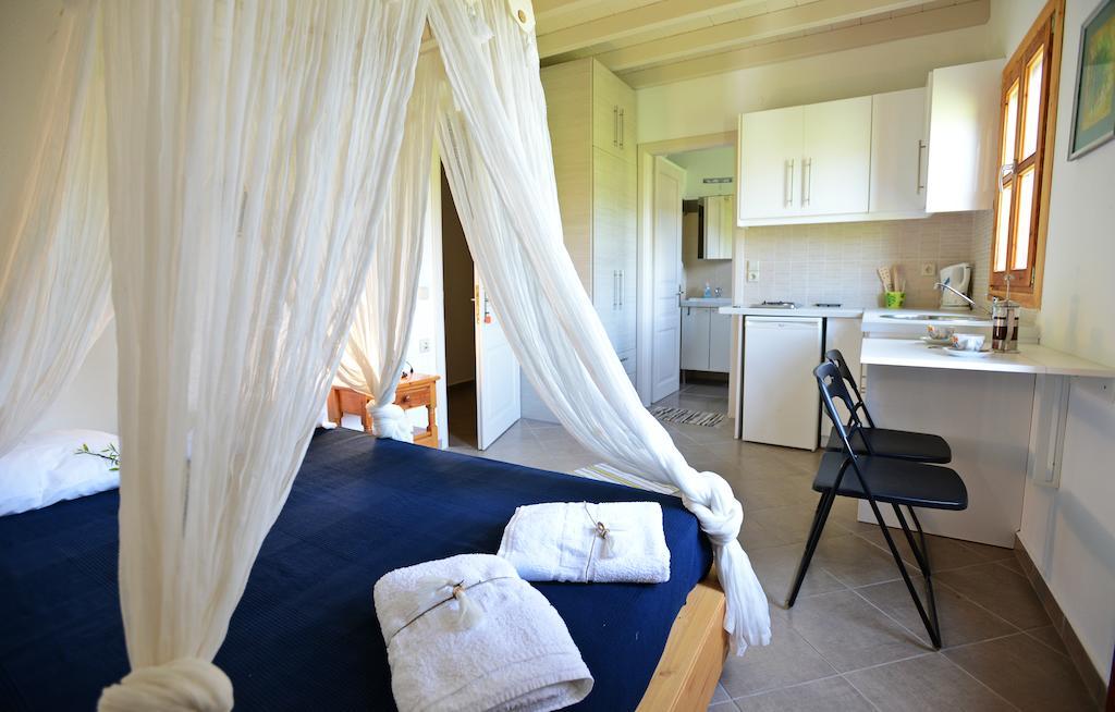 Filio Apartments Камбос Номер фото